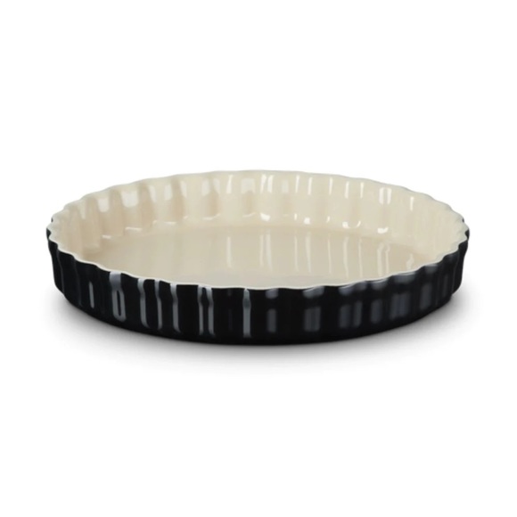 Le Creuset Other - Le Creuset Fluted Flan Dish Black onyx 28 cm
